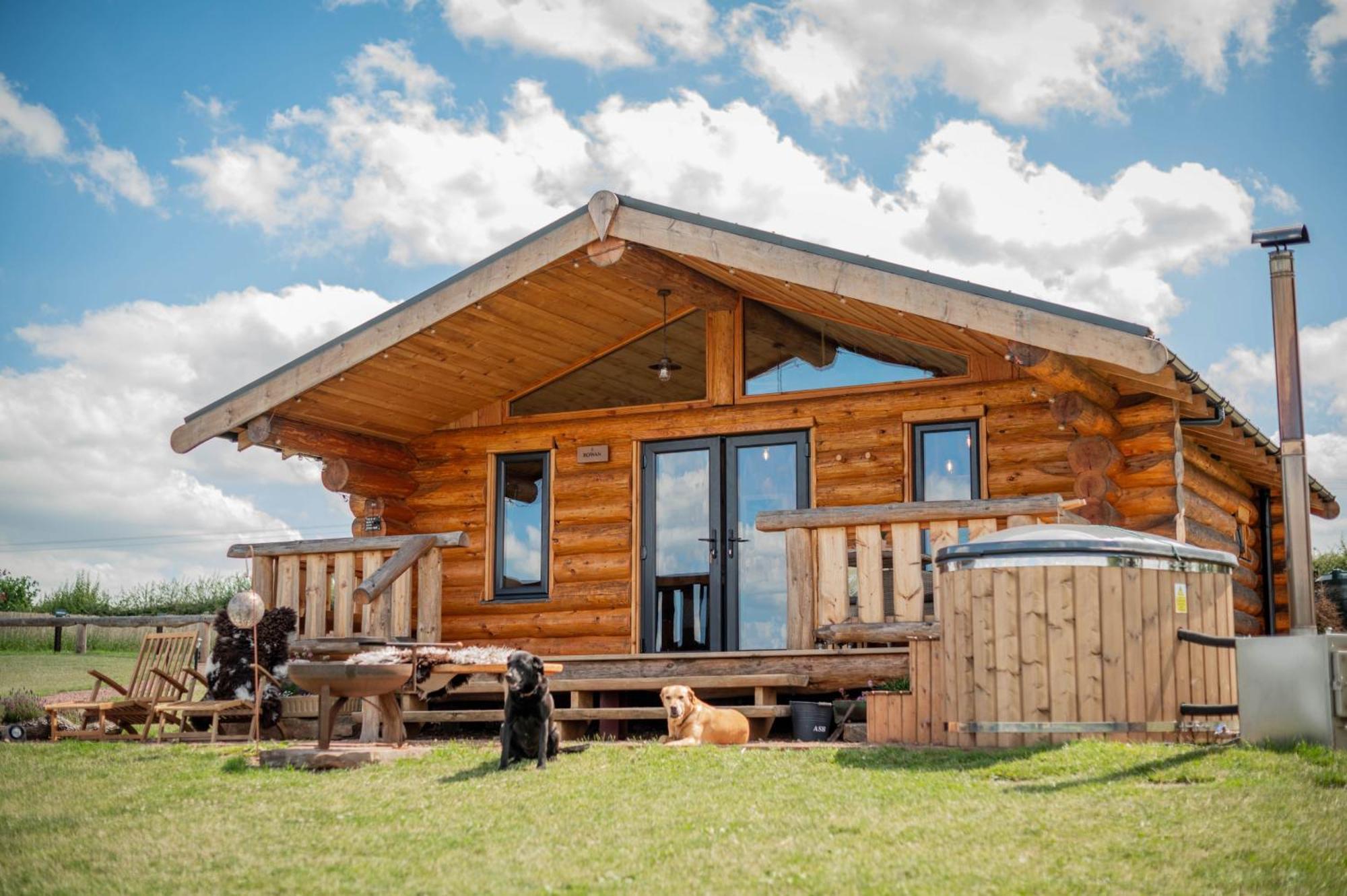 Rowan - Tedstone Log Cabins Bromyard Ngoại thất bức ảnh