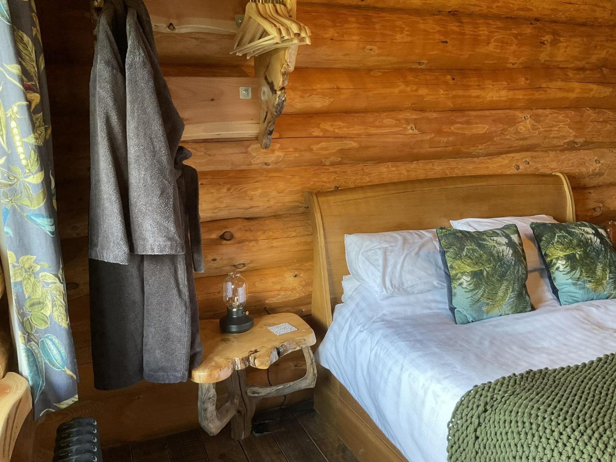 Rowan - Tedstone Log Cabins Bromyard Ngoại thất bức ảnh